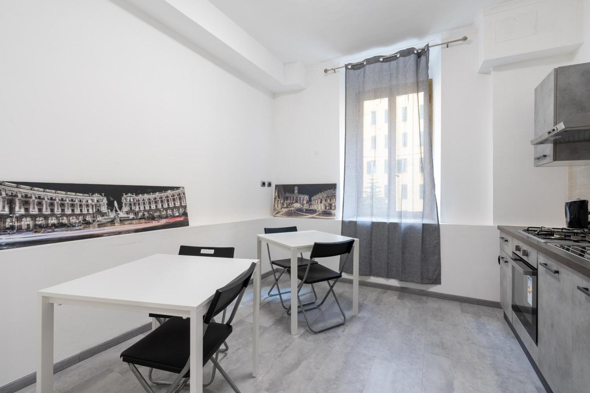 Amazing Apartment Near To Colosseo And Subway Рим Экстерьер фото