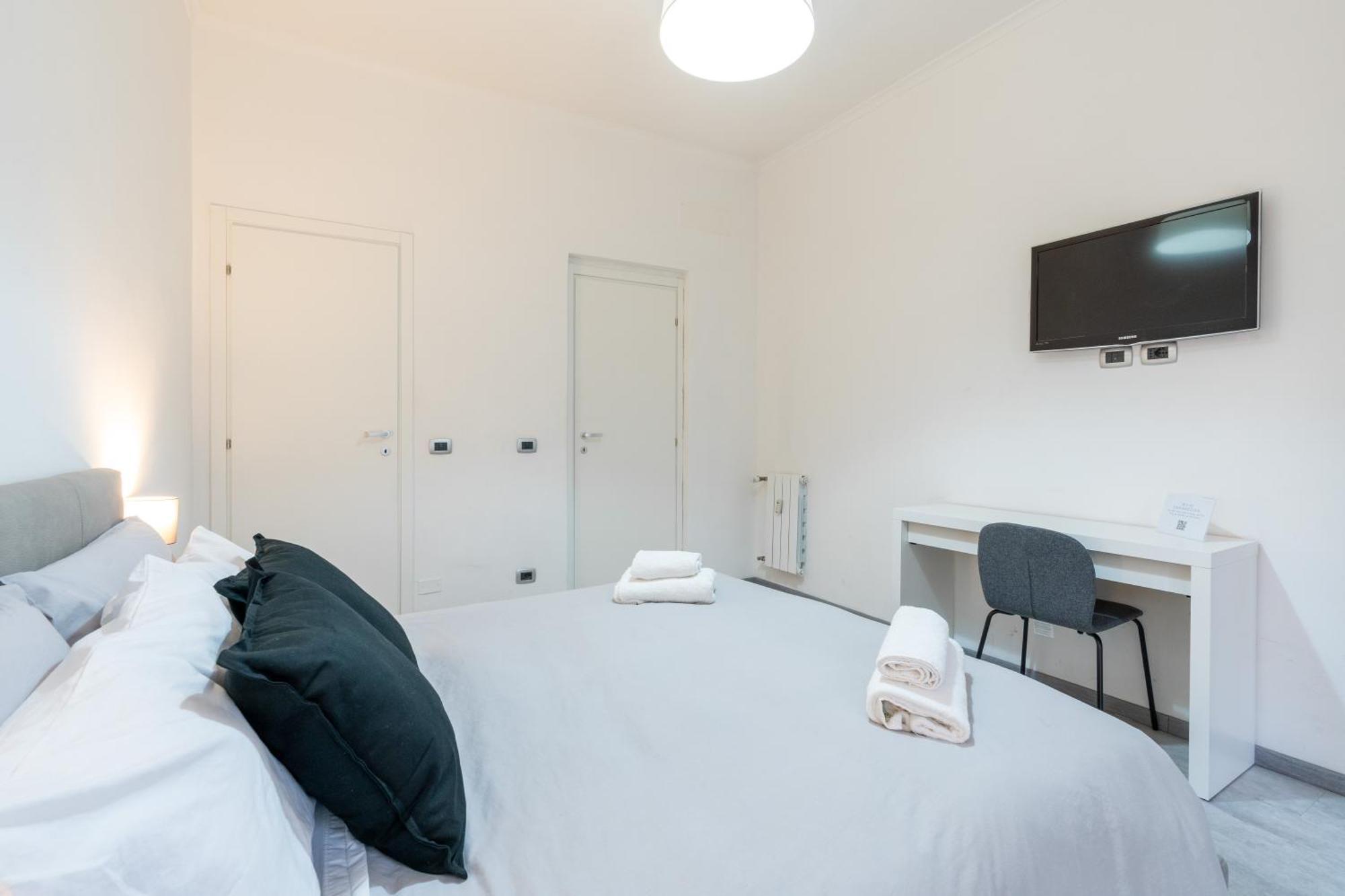 Amazing Apartment Near To Colosseo And Subway Рим Экстерьер фото